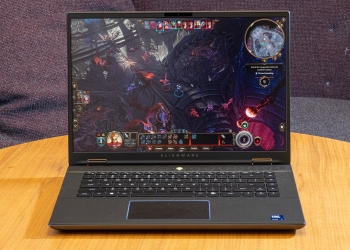 Alienware m16 R2