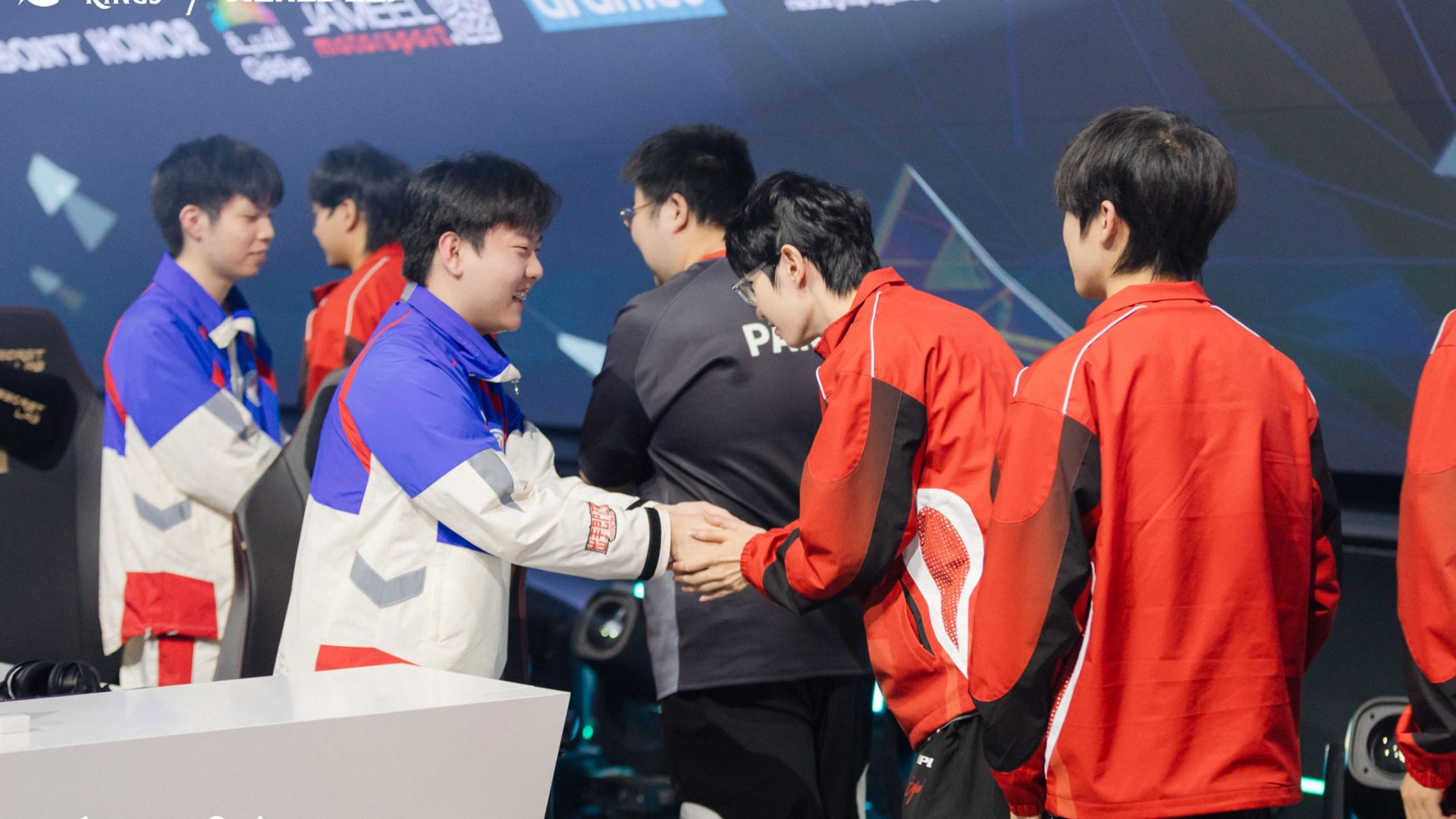 El torneo Honor of Kings Invitational Midseason 2024 llegó a su fin en Riad, dejando una marca indeleble en el mundo de los esports