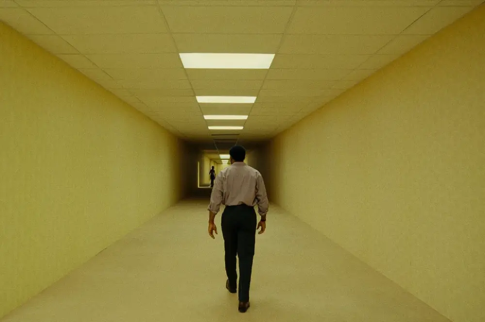 Backrooms: Sin Salida